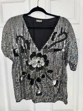 Vintage 80’s Silver Sequin Floral V-Neck Top - Large
